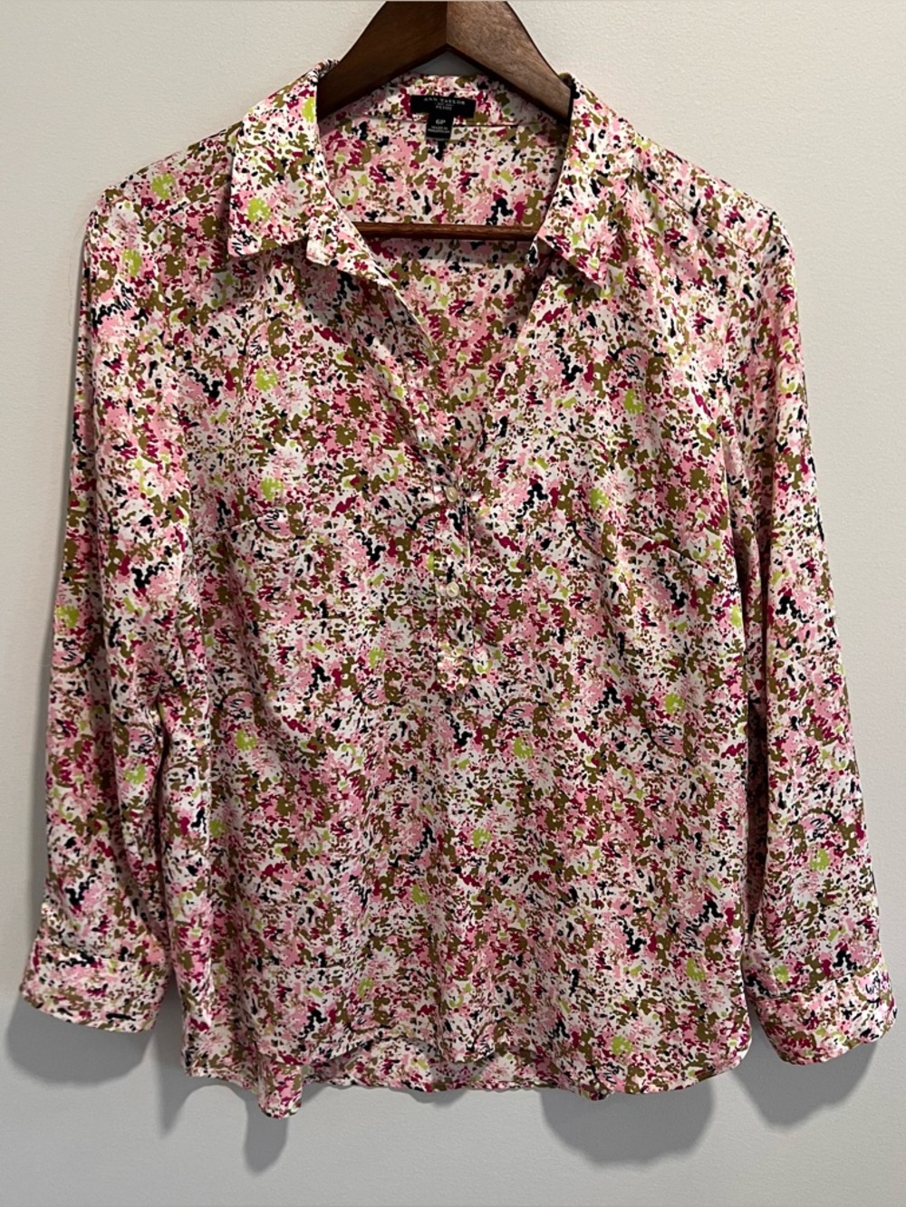 Ann Taylor Petite Multicolor Floral Print Blouse in Pink, Olive and Black